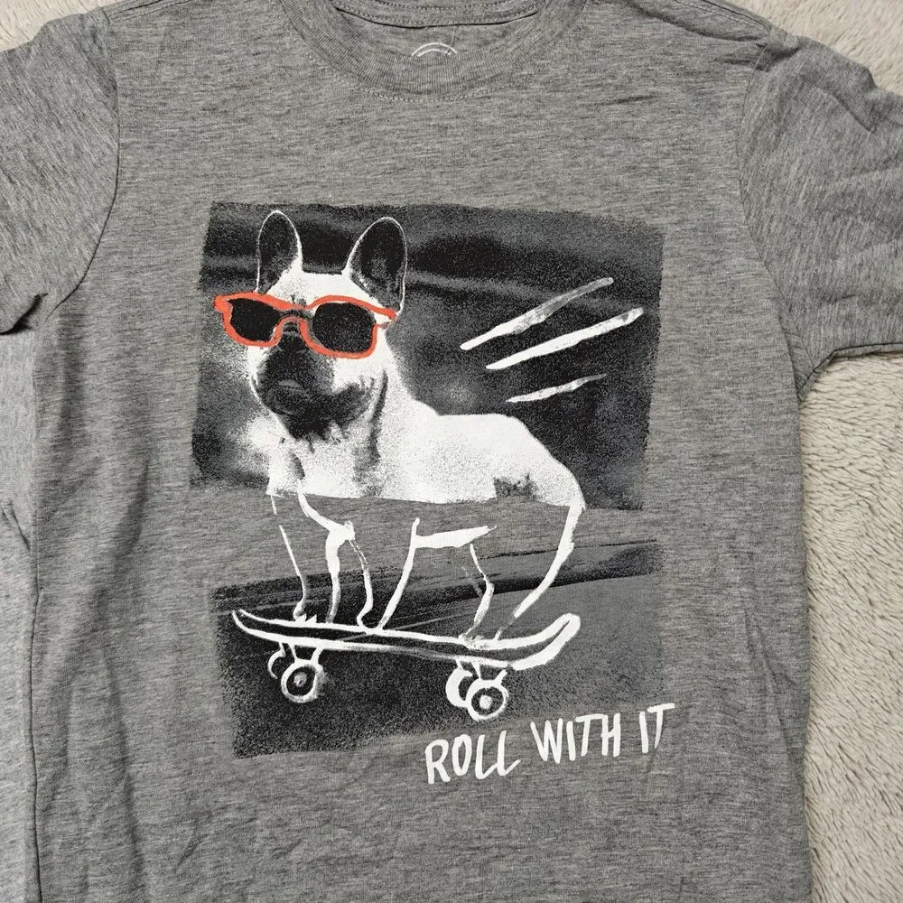 Boys T-shirt Bundle Size 6-7 XS/S Gray FNAF Five Nights Skateboard Pug NEW